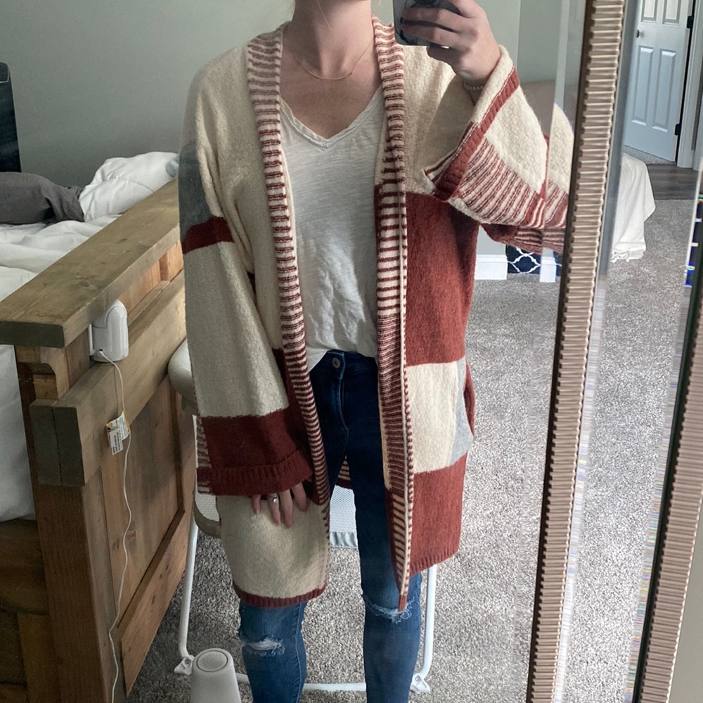 NWOT Ces Femme small cardigan